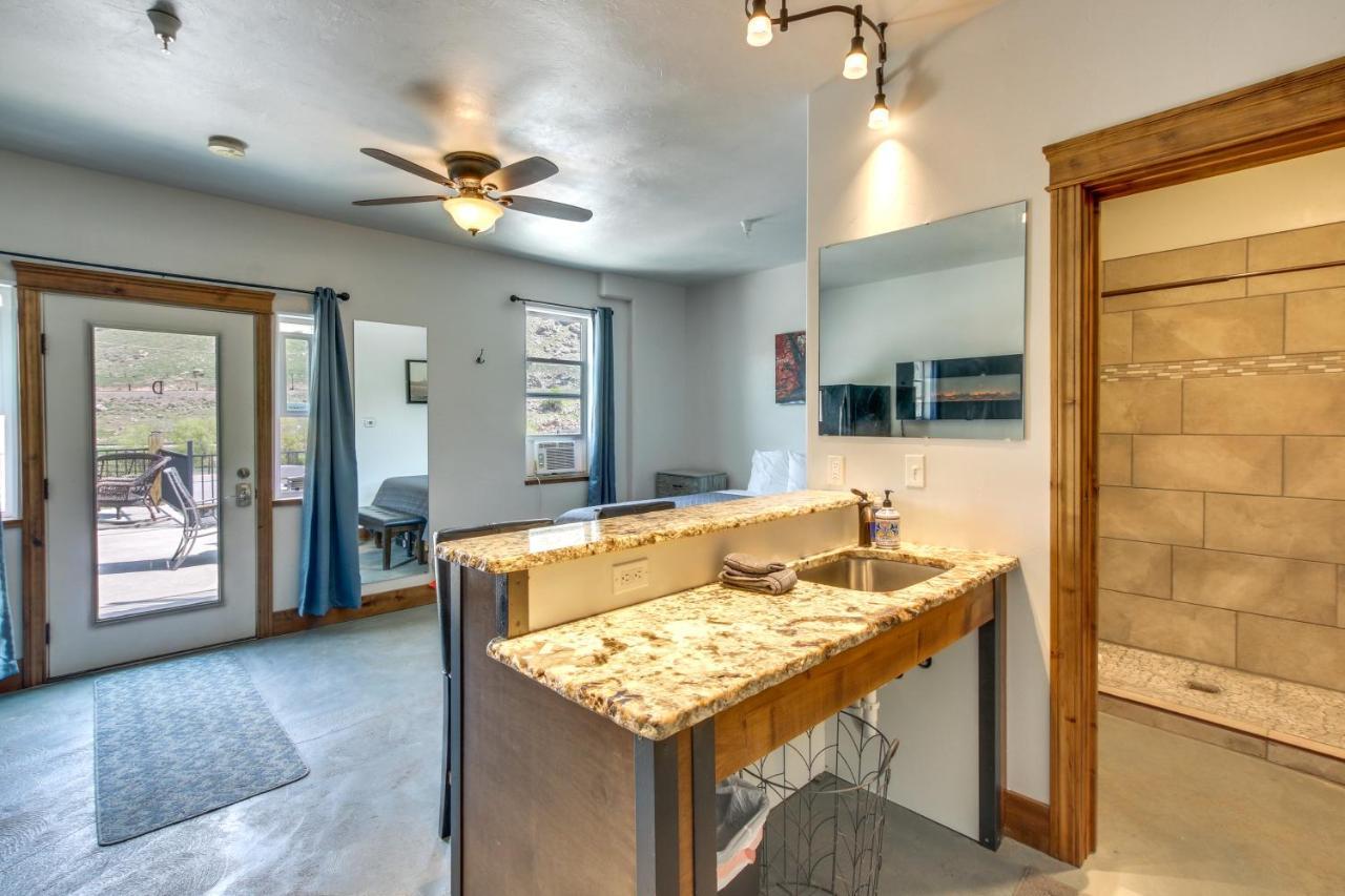 Central Lava Hot Springs Studio With Deck And Views! Luaran gambar